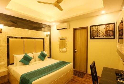 Hotel Plazzo New Delhi Exteriör bild